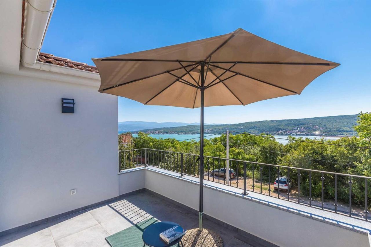 Luxury Viktorija With Private Pool Apartment Cizici
