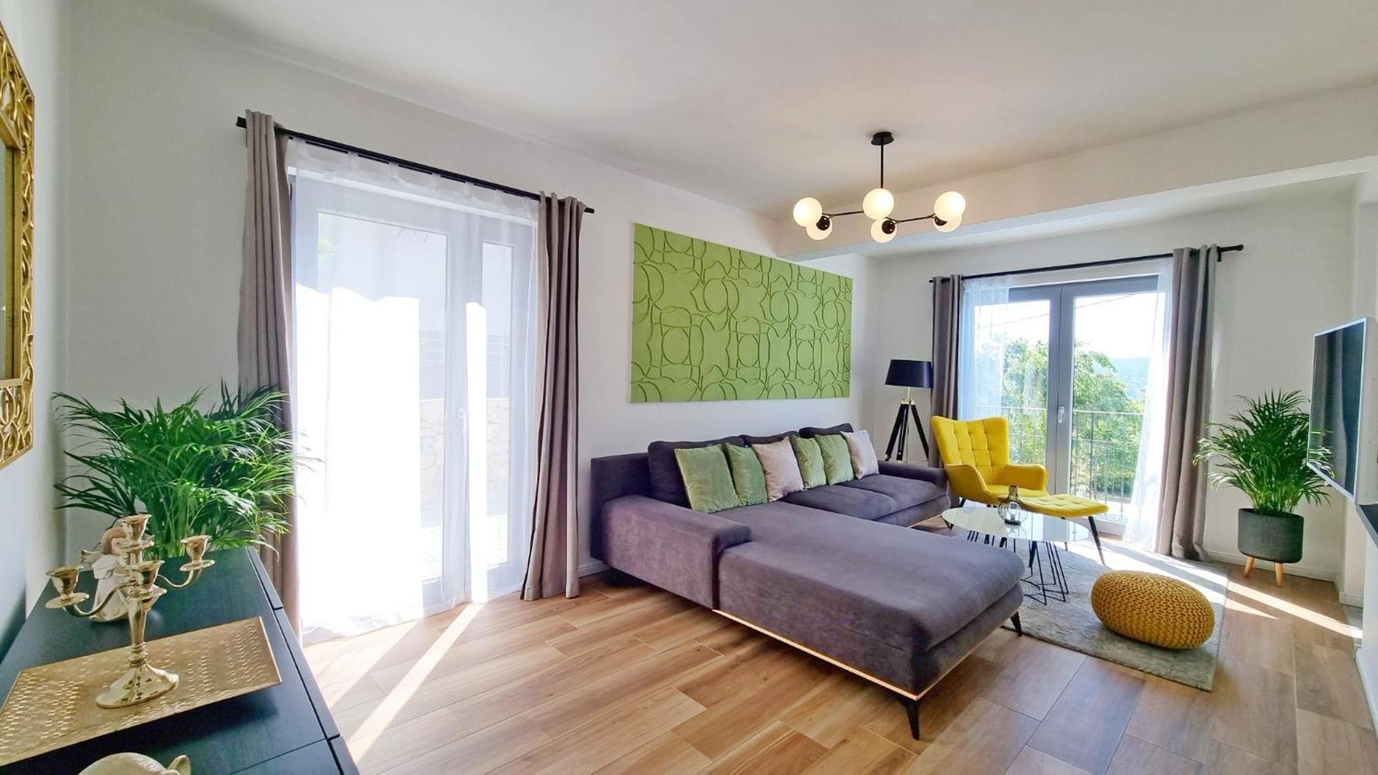 Apartment Luxury Viktorija With Private Pool *